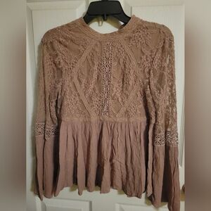 American Eagle Outfitters Blouse in Blush
